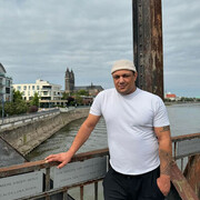  Homberg,   , 32 ,   ,   