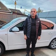  ,   Agasi, 46 ,   c 
