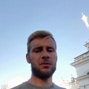  ,  Andrii, 34