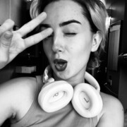  ,   Anna, 26 ,   ,   