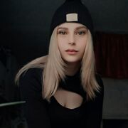  , 