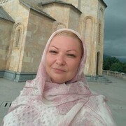  ,   Mari, 43 ,   c 