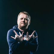  ,   Denis, 42 ,   ,   , c 