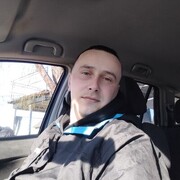  ,  Ivan, 32