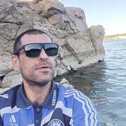   ,  Vitalij, 40
