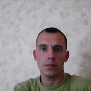  ,  Tomas, 40