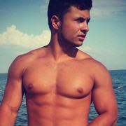  ,   Orxan, 32 ,  