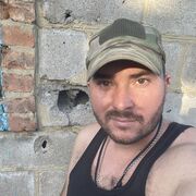  ,  Hanter, 32