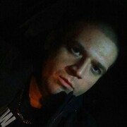 ,  Evgenijus, 32