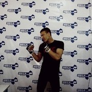 ����� ����