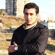  ,   Taron, 32 ,   ,   