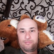  ,   Askar, 39 ,  