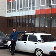  ,   Leonid, 32 ,   