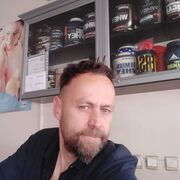  ,   Ali, 42 ,   ,   