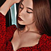  ,  Ksenia, 21