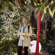  ,   Elle, 38 ,   ,   , c 