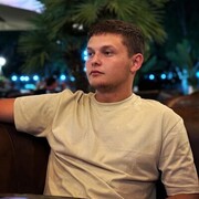  Mihai Bravu,  Adrian, 20