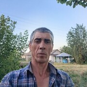  ,  Alex, 28