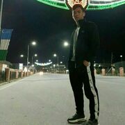  ,   Mustafo, 25 ,   ,   
