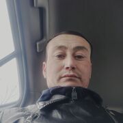  ,  Shoxrux, 36