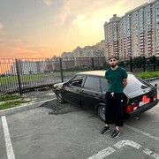  -,   Malik, 28 ,   ,   