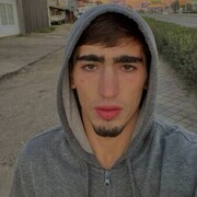 Peris,  Mm, 24