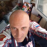   ,   Artur, 47 ,   ,   