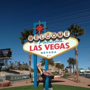  ,   Lora, 61 ,     , c 