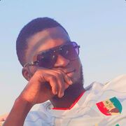  ,  Mamadou, 25