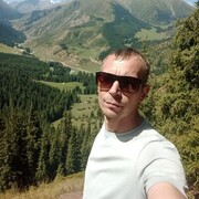  ,   Pavel, 40 ,   ,   