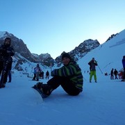  ,   Jaks, 33 ,     , c 