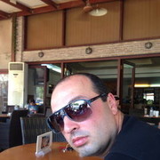  ,   Yannis, 47 ,   ,   , c 