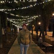  ,  Dima, 25