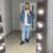  ,   Arthur, 29 ,   ,   