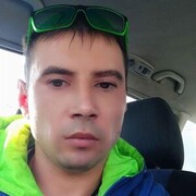  ,  Denis, 34