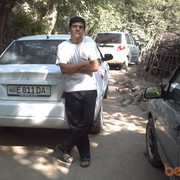  ,  komiljon, 35
