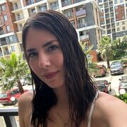  ,  Aleksa, 26