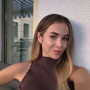  , 