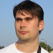  ,  Artur, 33