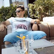  ,   Valer, 38 ,   ,   