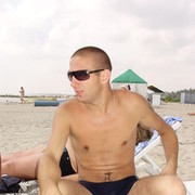  ,   Artem, 38 ,   