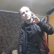  ,   Nika, 39 ,   