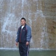  ,   Elvis, 42 ,   