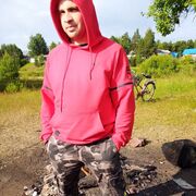  ,  Dmitry, 33