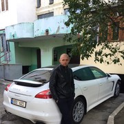  ,   Valentin, 32 ,     , c 