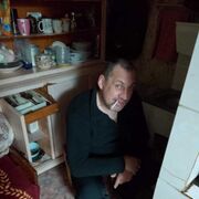  ,   Denis, 42 ,     , c 