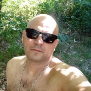  ,   David, 42 ,   ,   