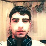  ,  Mika, 32