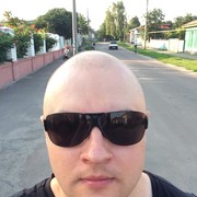  ,  Aleks, 43