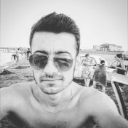  ,   Santhiago, 32 ,   
